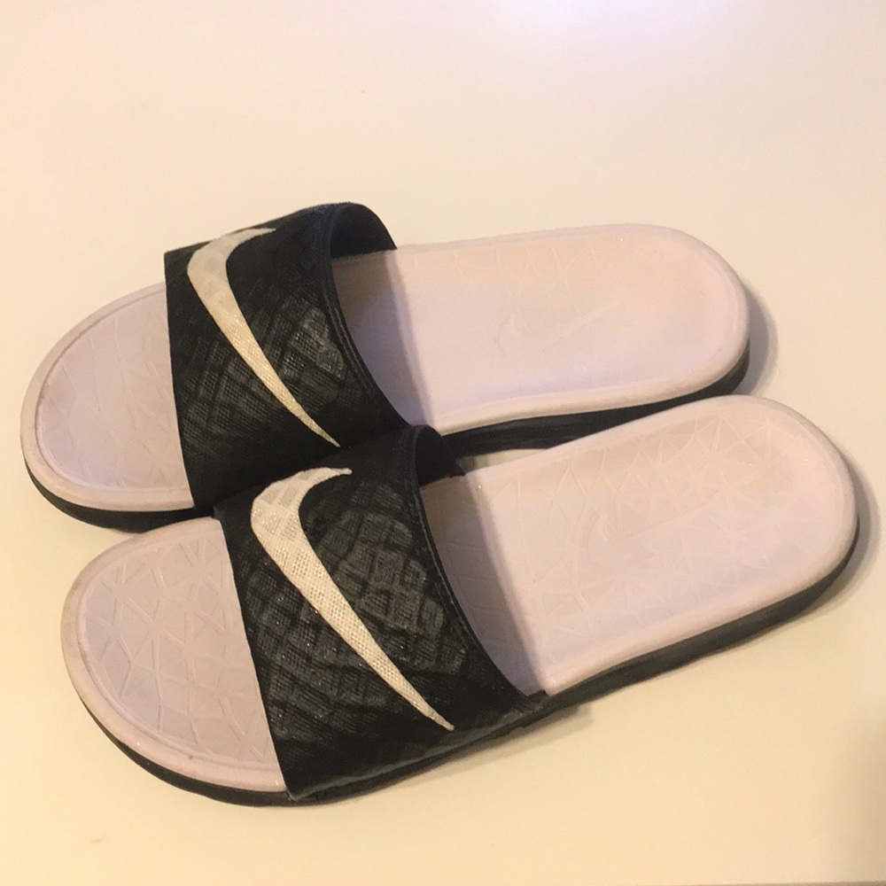 Nike slides